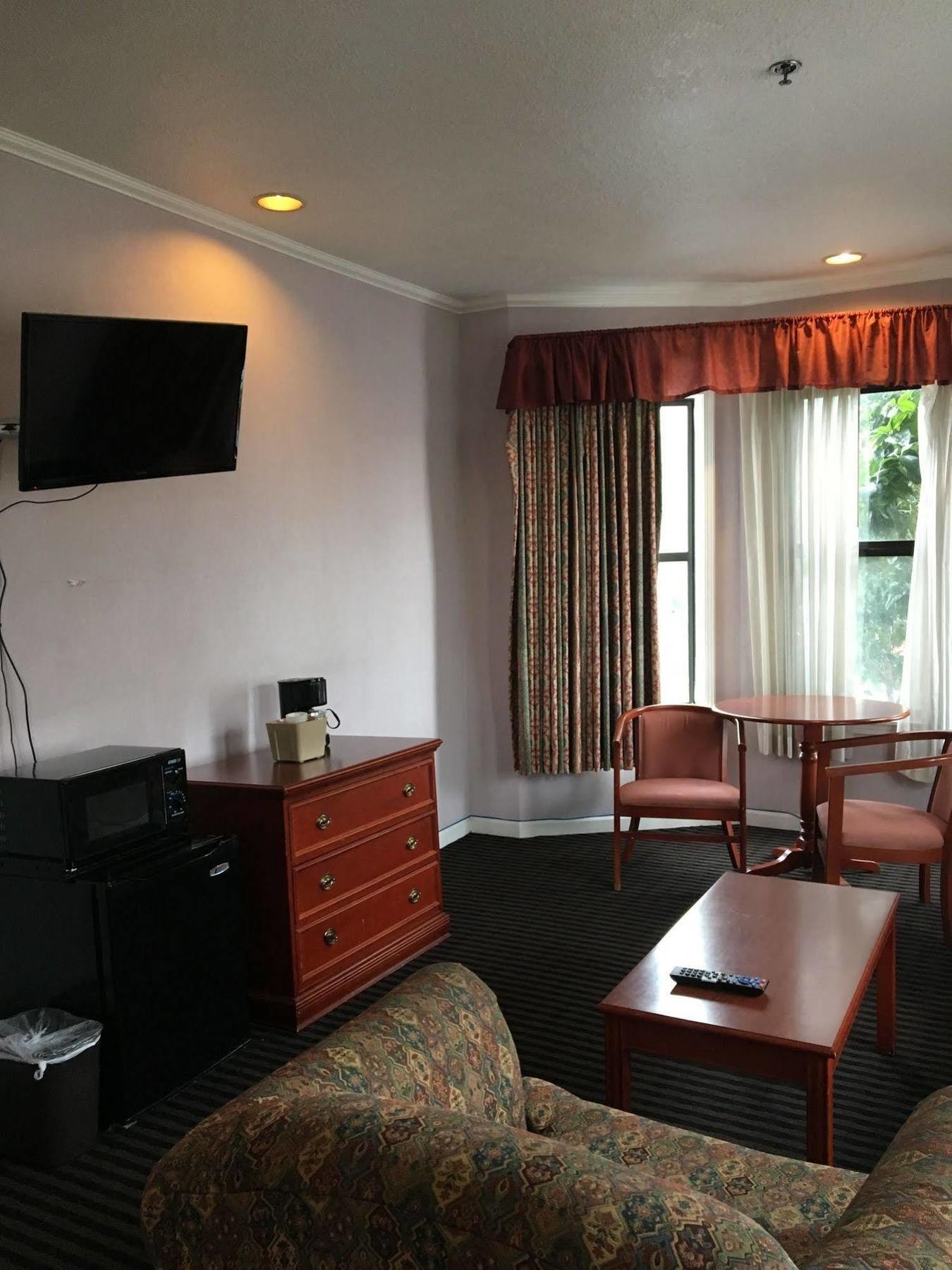 Alpha Inn And Suites San Francisco Exterior foto